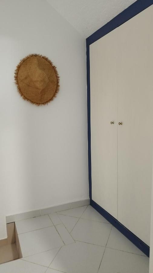 Sea Breeze Villa อาร์คานเยโลส ภายนอก รูปภาพ