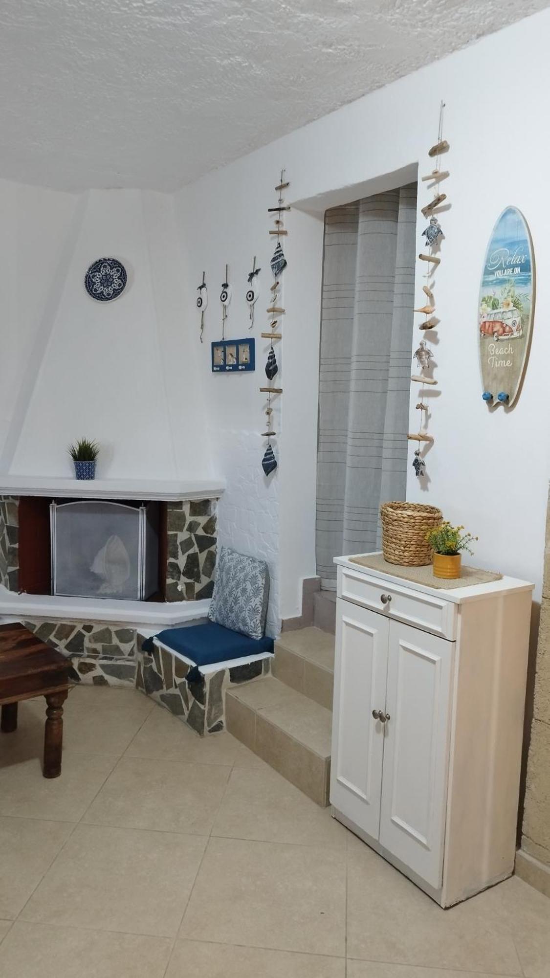 Sea Breeze Villa อาร์คานเยโลส ภายนอก รูปภาพ