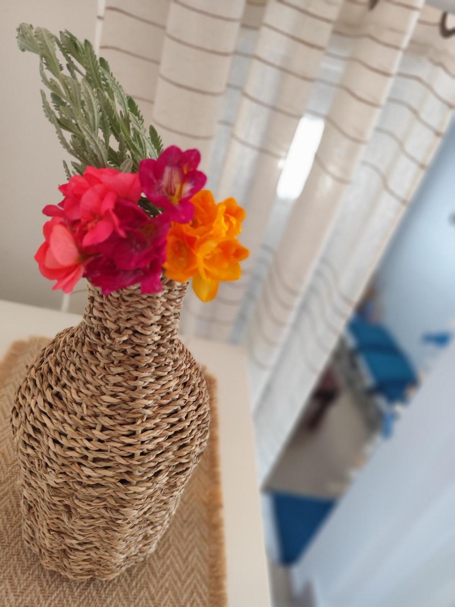 Sea Breeze Villa อาร์คานเยโลส ภายนอก รูปภาพ